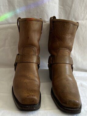 Frye Harness 8R Boots in Saddle Tan Leather - Size 8 / 39